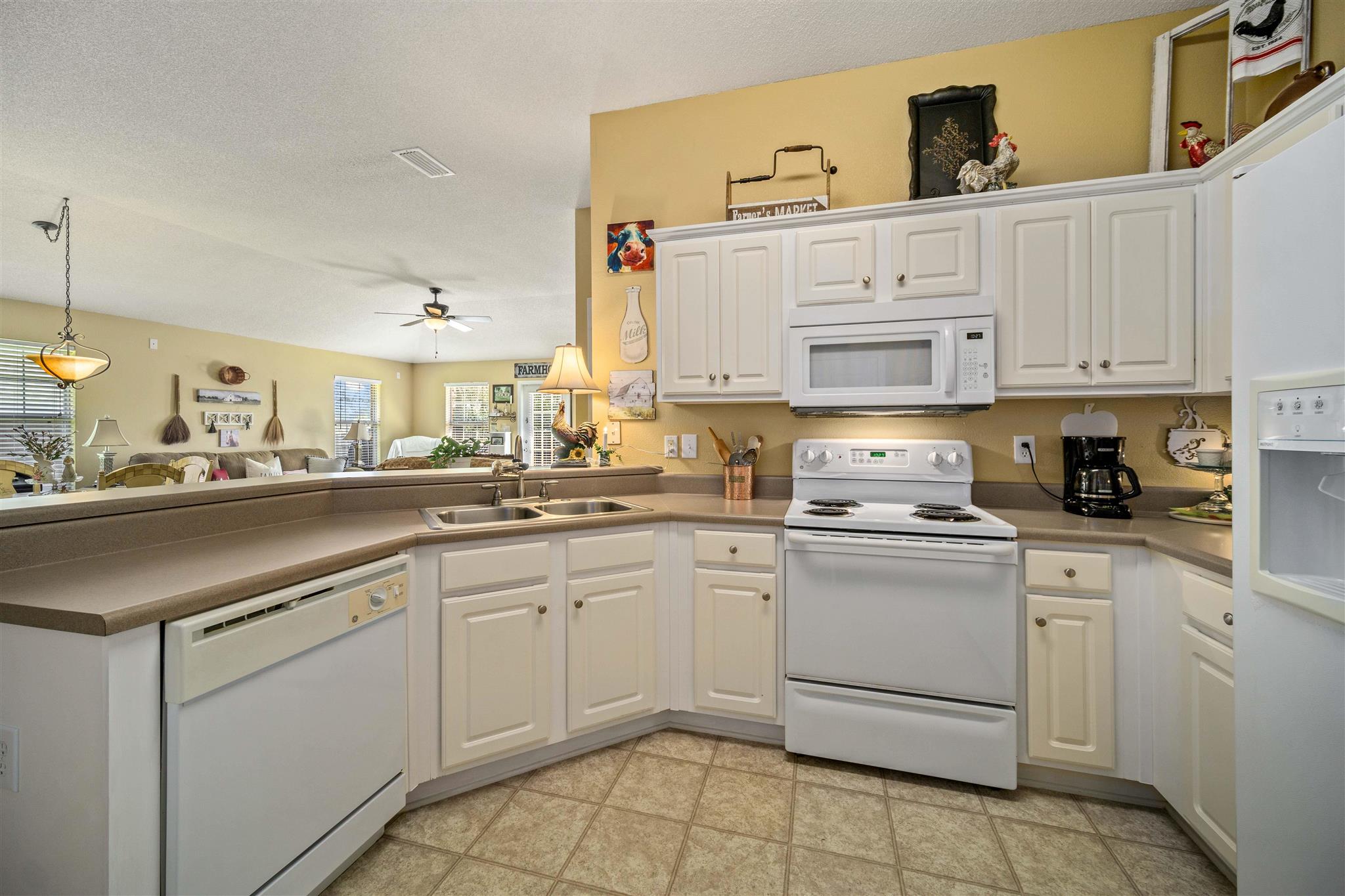 11045 Pontchartrain Loop Daphne, AL 36526 - Photo 5 of 23