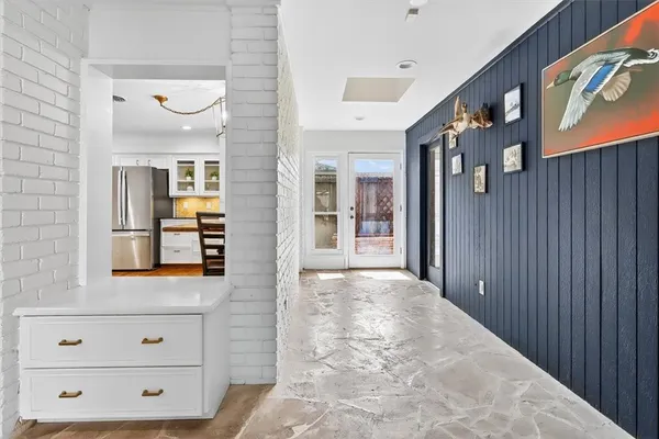 $2,695 | 722 Brock Drive, Corpus Christi, TX 78412