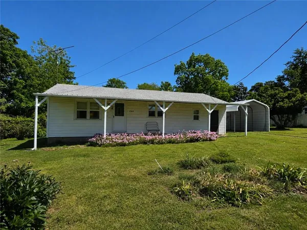$99,900 | 307 West Carman Road, El Dorado Springs, MO 64744