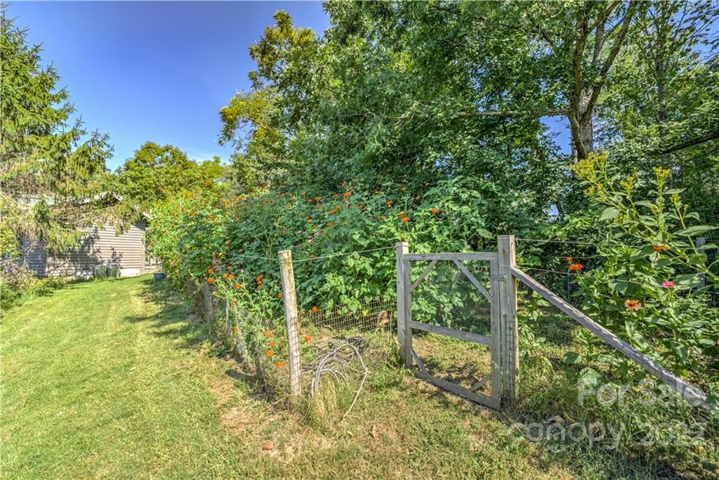 25 Fletcher Martin Road Alexander, NC 28701 - Photo 44 of 48 Gallery Image 44