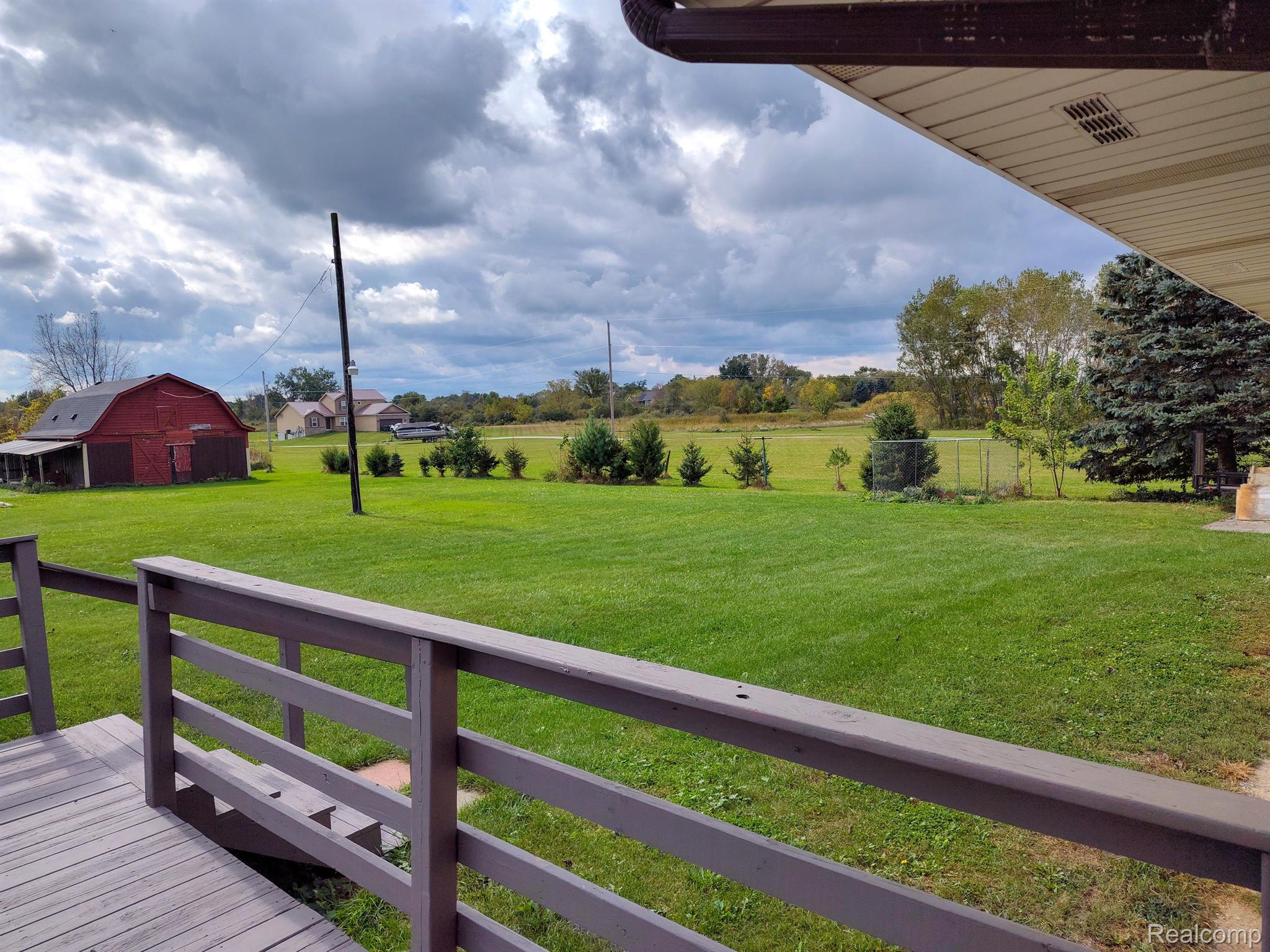 10406 Hill Road Goodrich, MI 48438 - Photo 7 of 21 Gallery Image 7