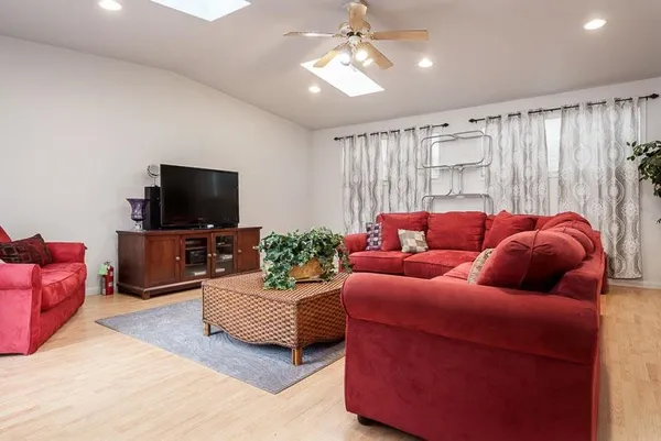 $250,000 | 1927 Burton Street, Beloit, WI 53511