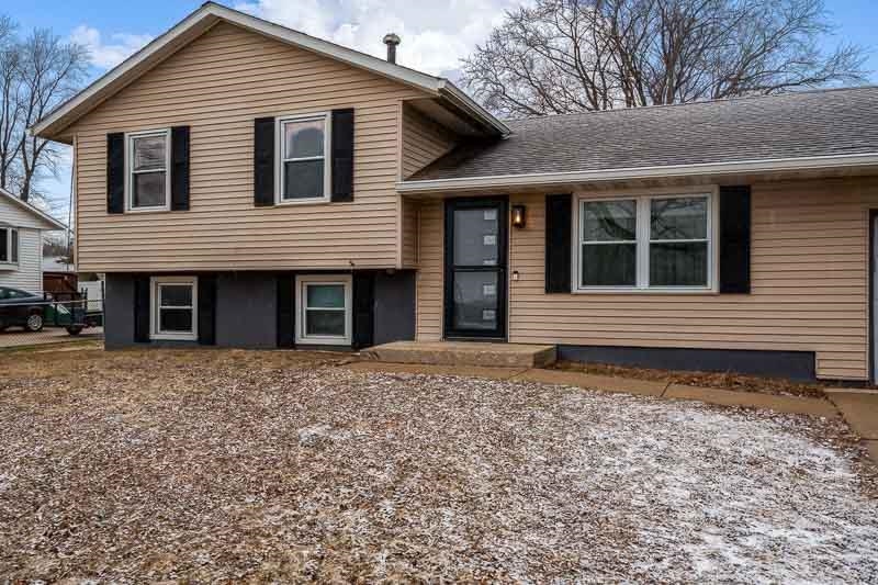 1927 Burton Street Beloit, WI 53511 - Photo 2 of 44