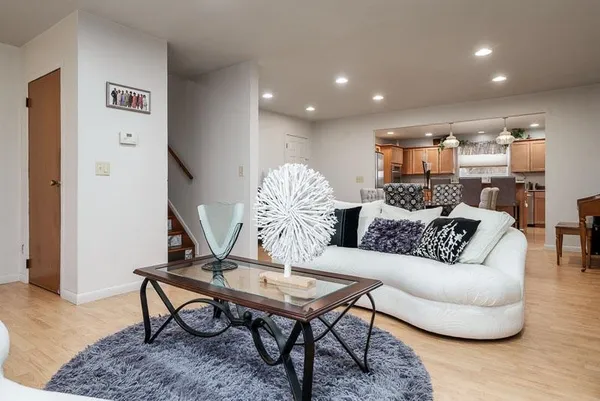 $250,000 | 1927 Burton Street, Beloit, WI 53511