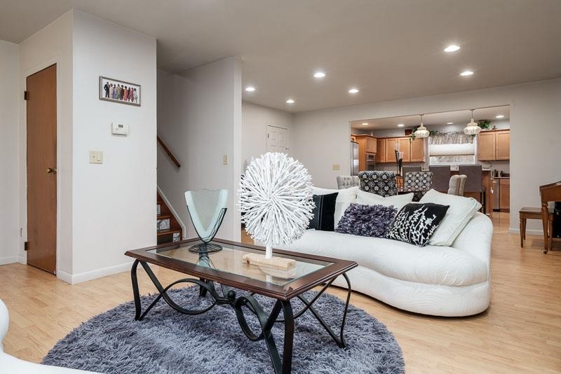 1927 Burton Street Beloit, WI 53511 - Photo 4 of 44