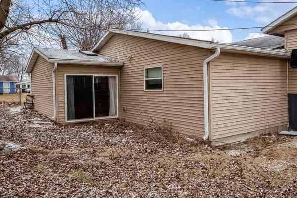 $250,000 | 1927 Burton Street, Beloit, WI 53511