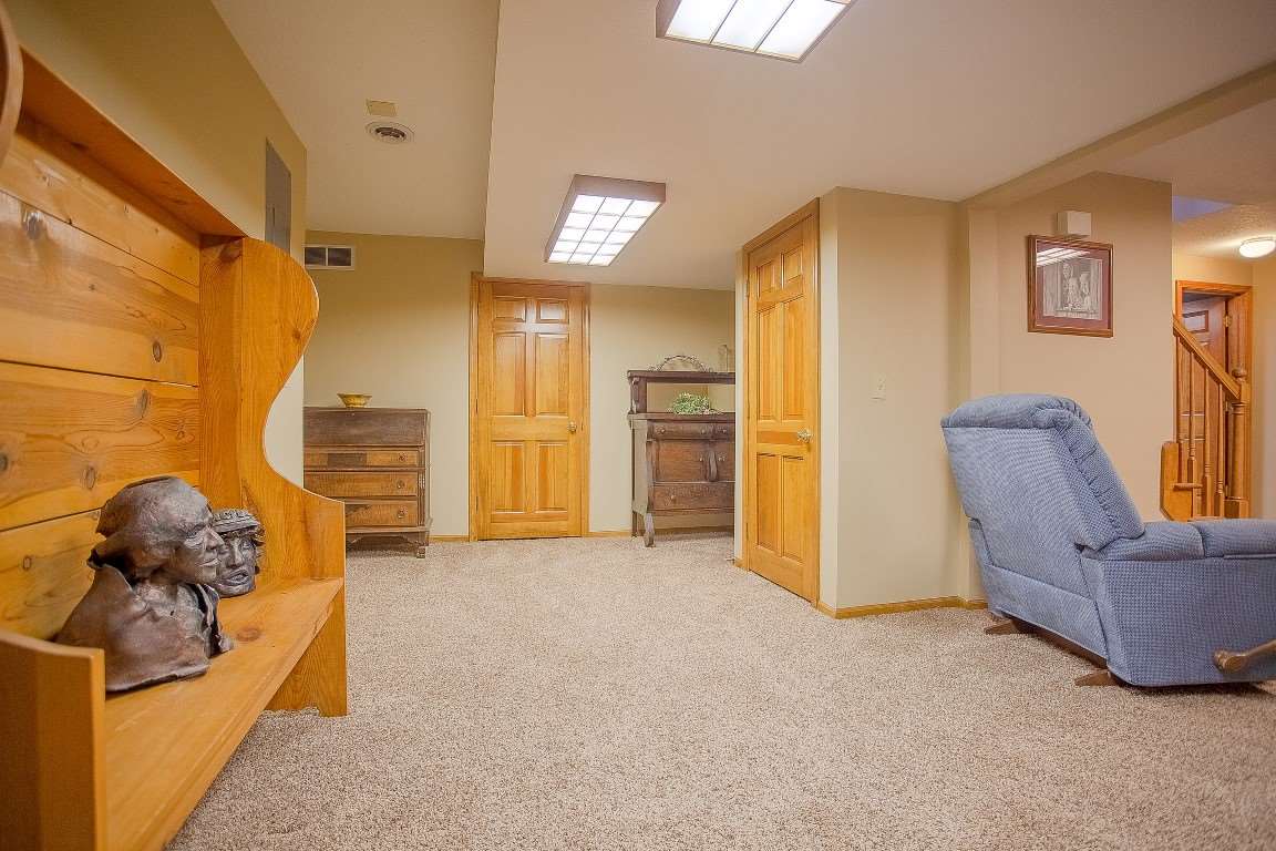 2107 York Ridge Place Fort Wayne, IN 46818 - Photo 31 of 35