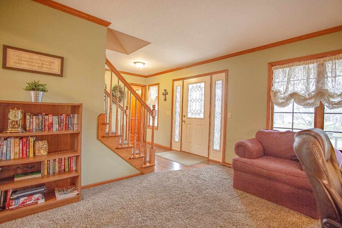 2107 York Ridge Place Fort Wayne, IN 46818 - Photo 8 of 35