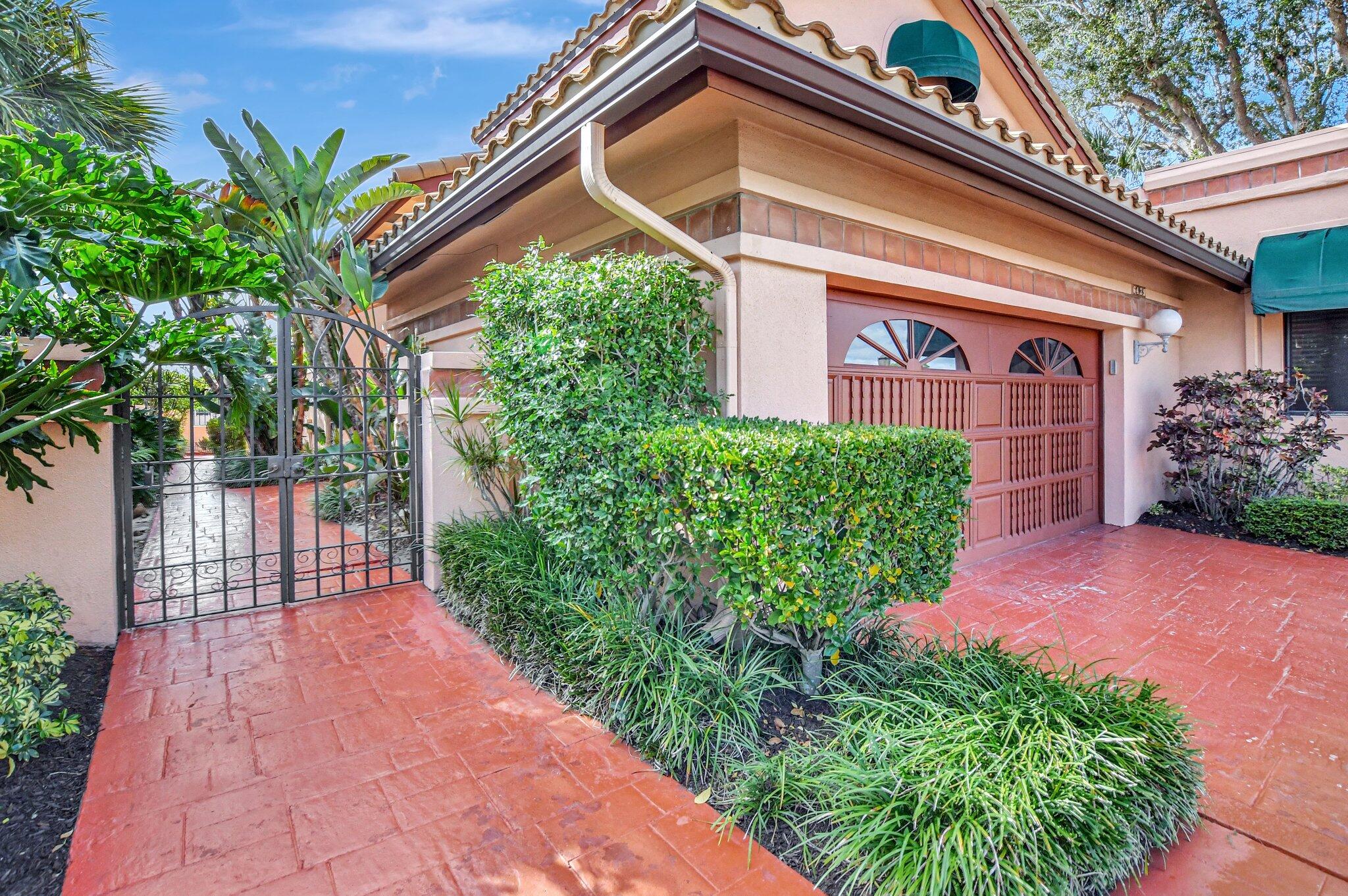 6429 Via Rosa Boca Raton, FL 33433 - Photo 4 of 73 4-web-or-mls-DSC_0926