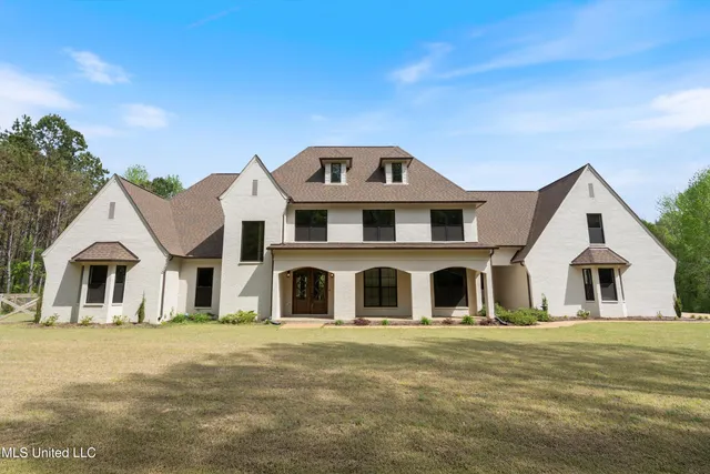 $1,099,999 | 6978 Vaiden Road, Hernando, MS 38632
