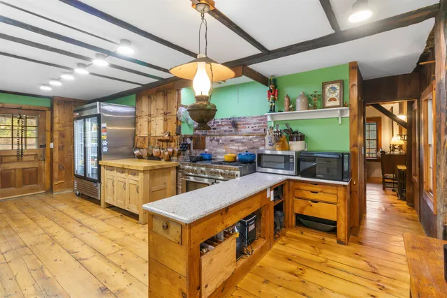 $58,000 | 4669 Vermont Rte 100, Londonderry, VT 05148