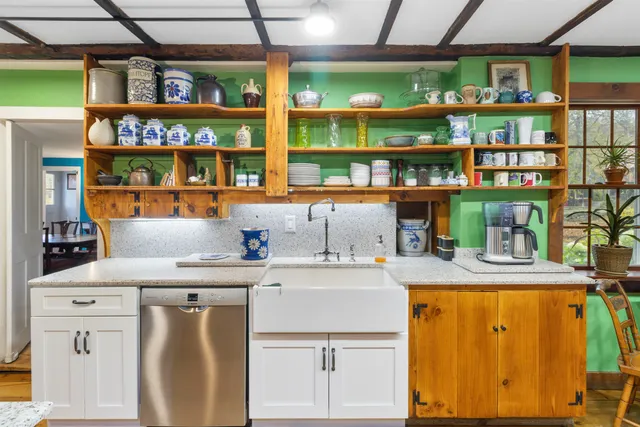 $58,000 | 4669 Vermont Rte 100, Londonderry, VT 05148