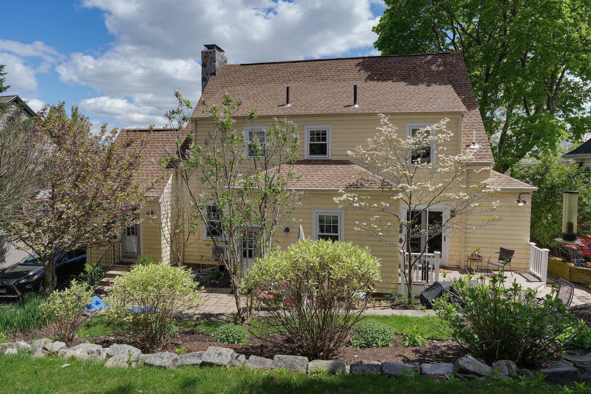 54 Elizabeth Road Belmont, MA 02478 - Photo 3 of 42 Gallery Image 3