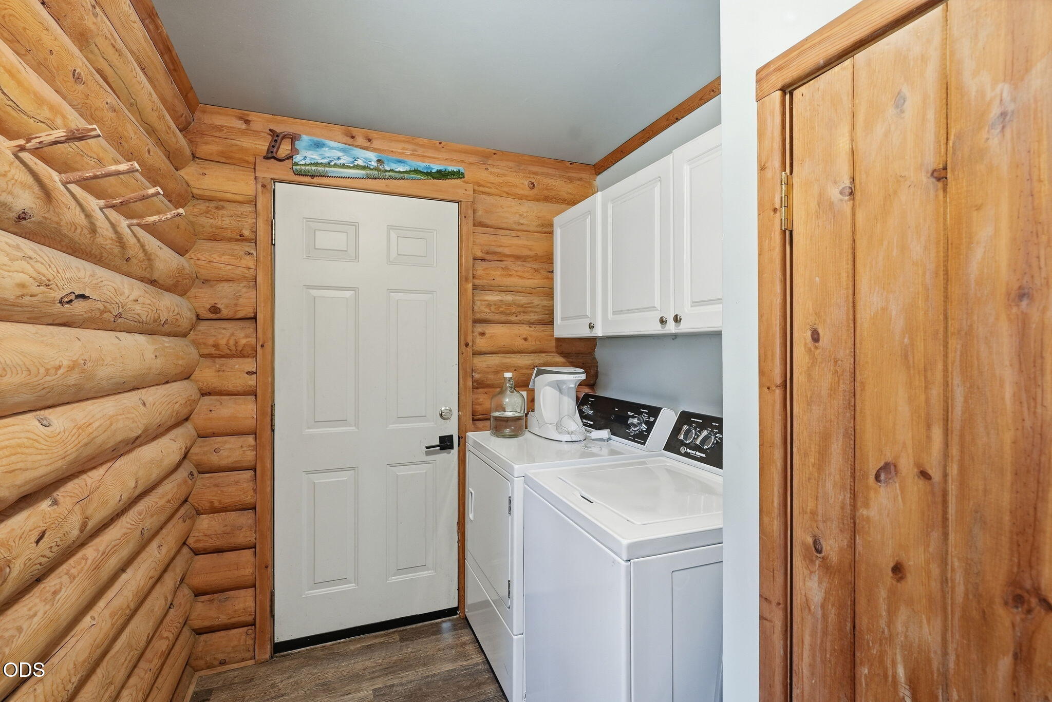 17004 Milky Way Bend, OR 97707 - Photo 17 of 48