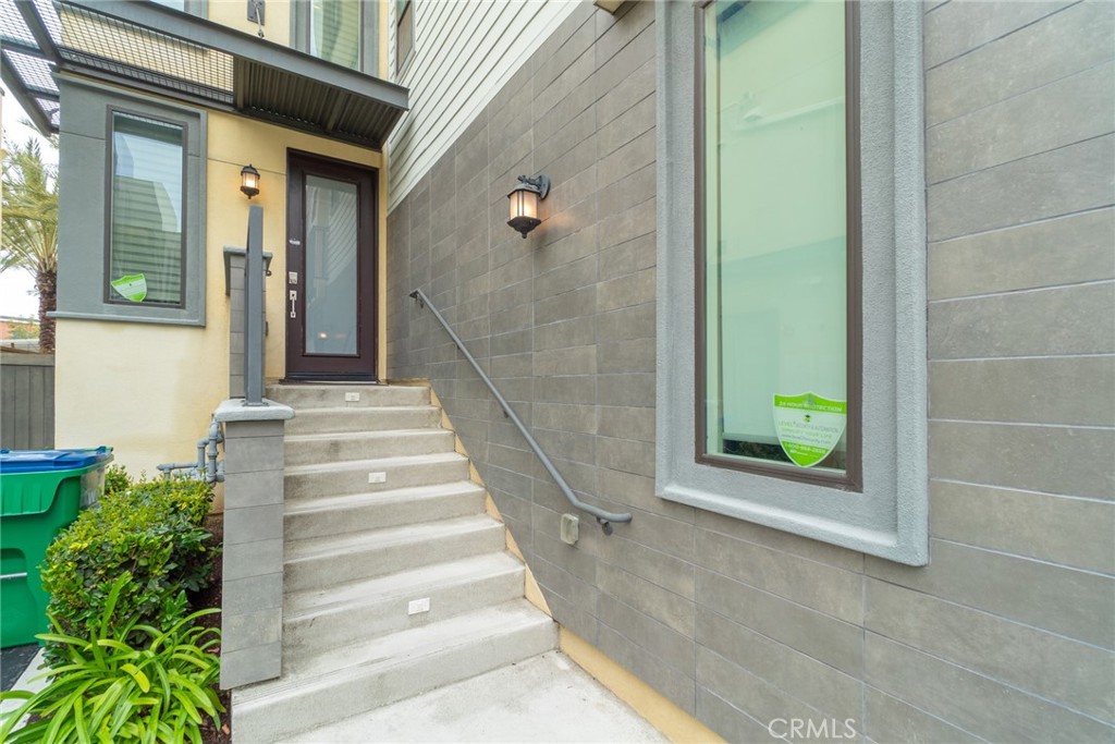185 Tribeca Irvine, CA 92612 - Photo 3 of 55 a view of a entryway of the house