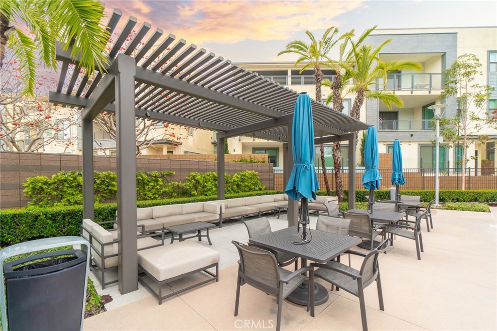 185 Tribeca Irvine, CA 92612 - Photo 43 of 55 a view of an outdoor seating area