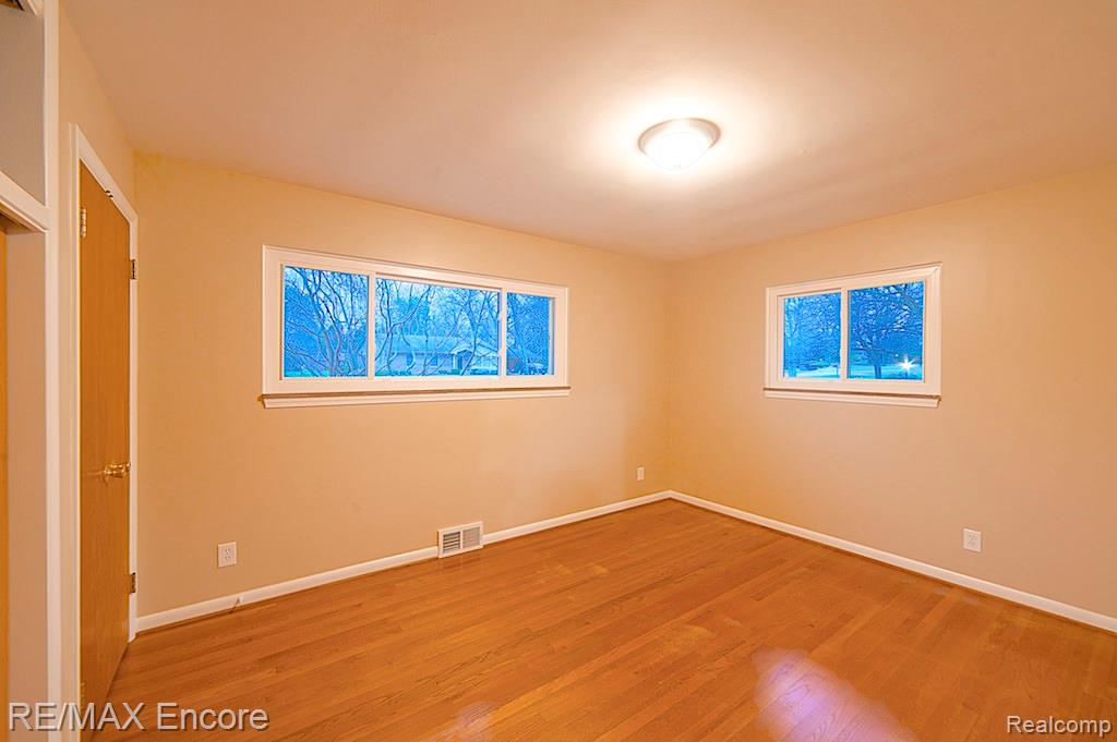 160 Kalhaven Road Rochester Hills, MI 48307 - Photo 19 of 24