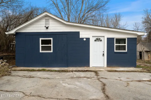 $469,900 | 6617 Washington Pike, Knoxville, TN 37918