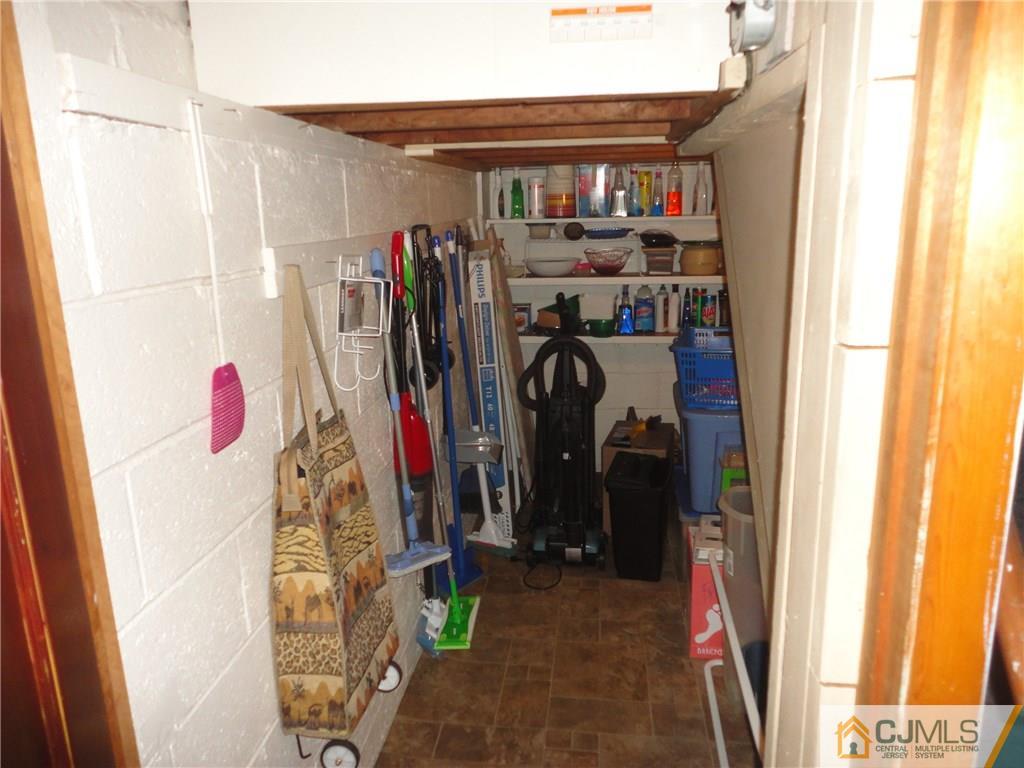 51 Fairfield Road East Brunswick, NJ 08816 - Photo 17 of 19 Gallery Image 17