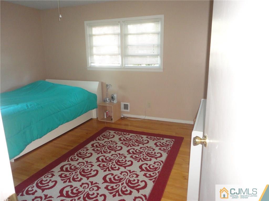 51 Fairfield Road East Brunswick, NJ 08816 - Photo 10 of 19 Gallery Image 10