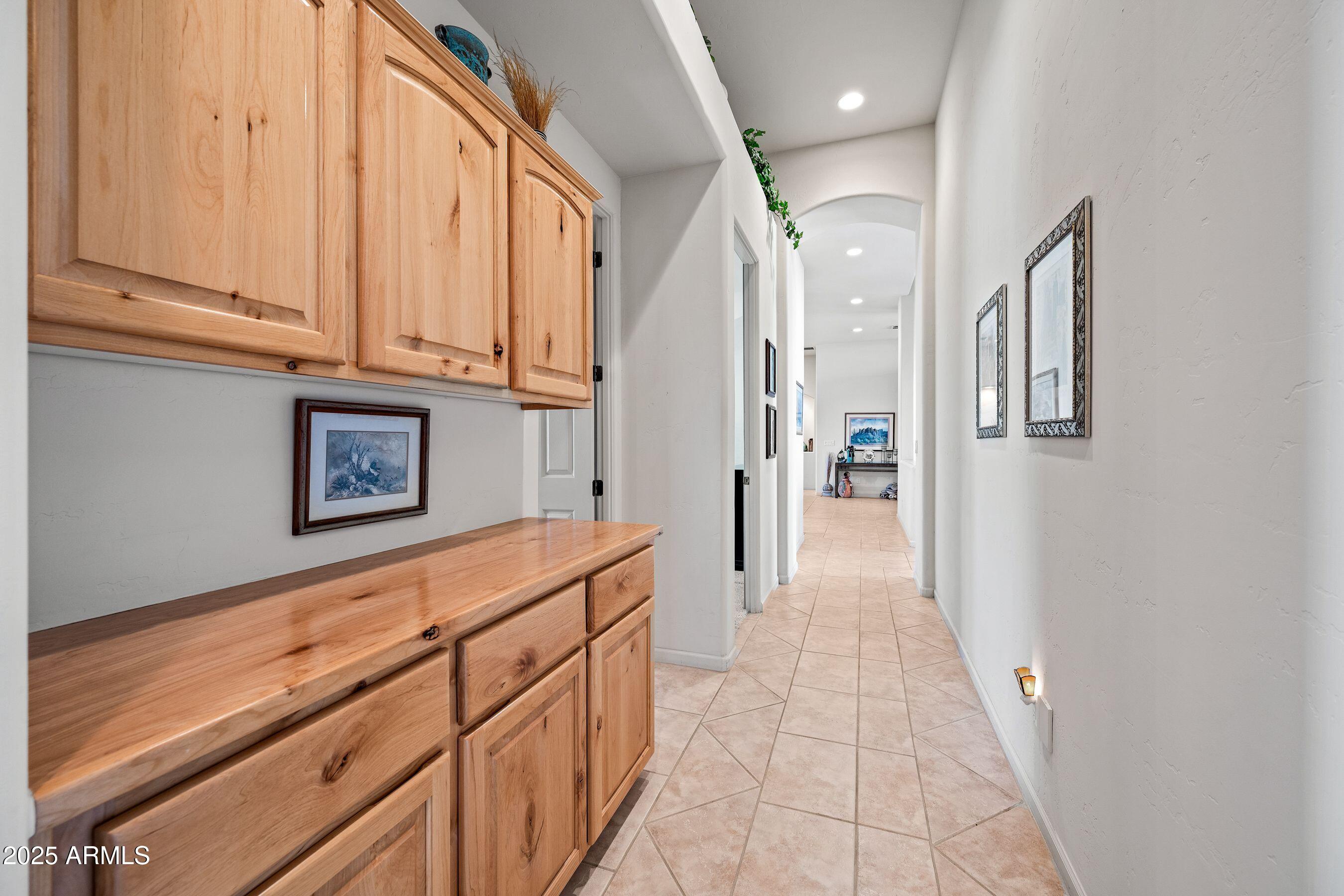 148 North La Barge Road Apache Junction, AZ 85119 - Photo 27 of 60 hall 4