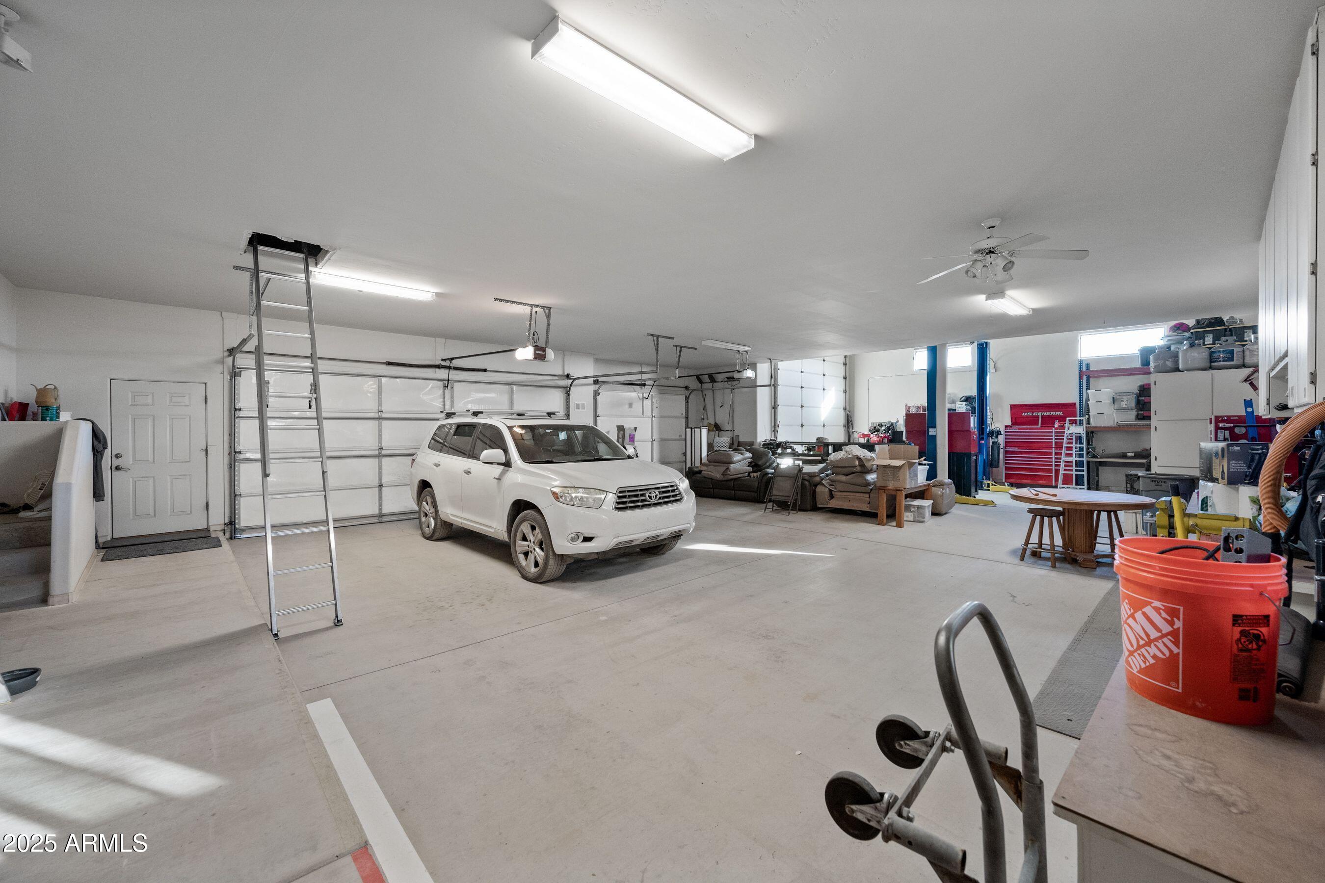 148 North La Barge Road Apache Junction, AZ 85119 - Photo 43 of 60 garage 2