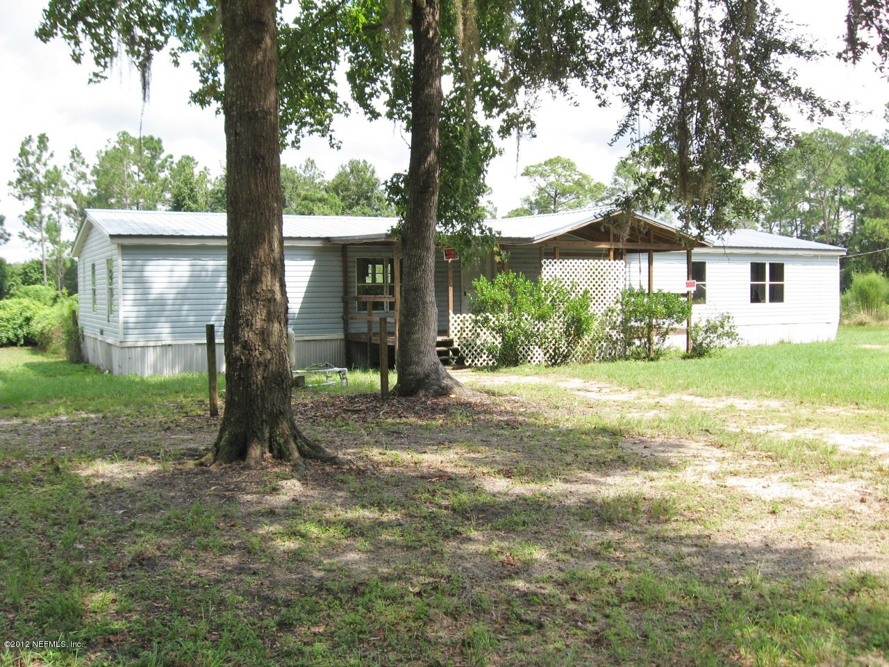 100 Yearling Road Interlachen, FL 32148 - Photo 1 of 20 Front