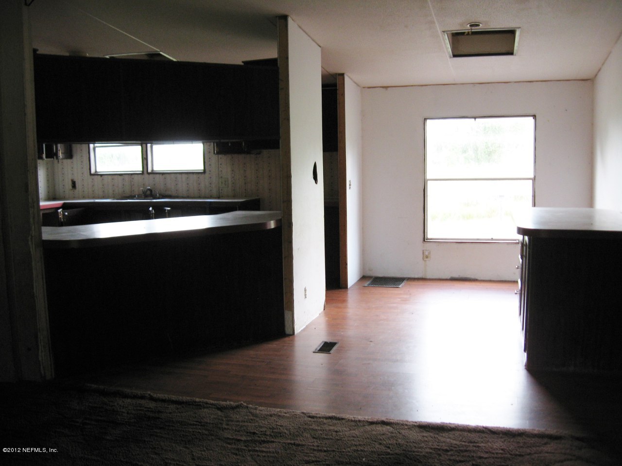 100 Yearling Road Interlachen, FL 32148 - Photo 14 of 20 Breakfast Bar and Dining Area