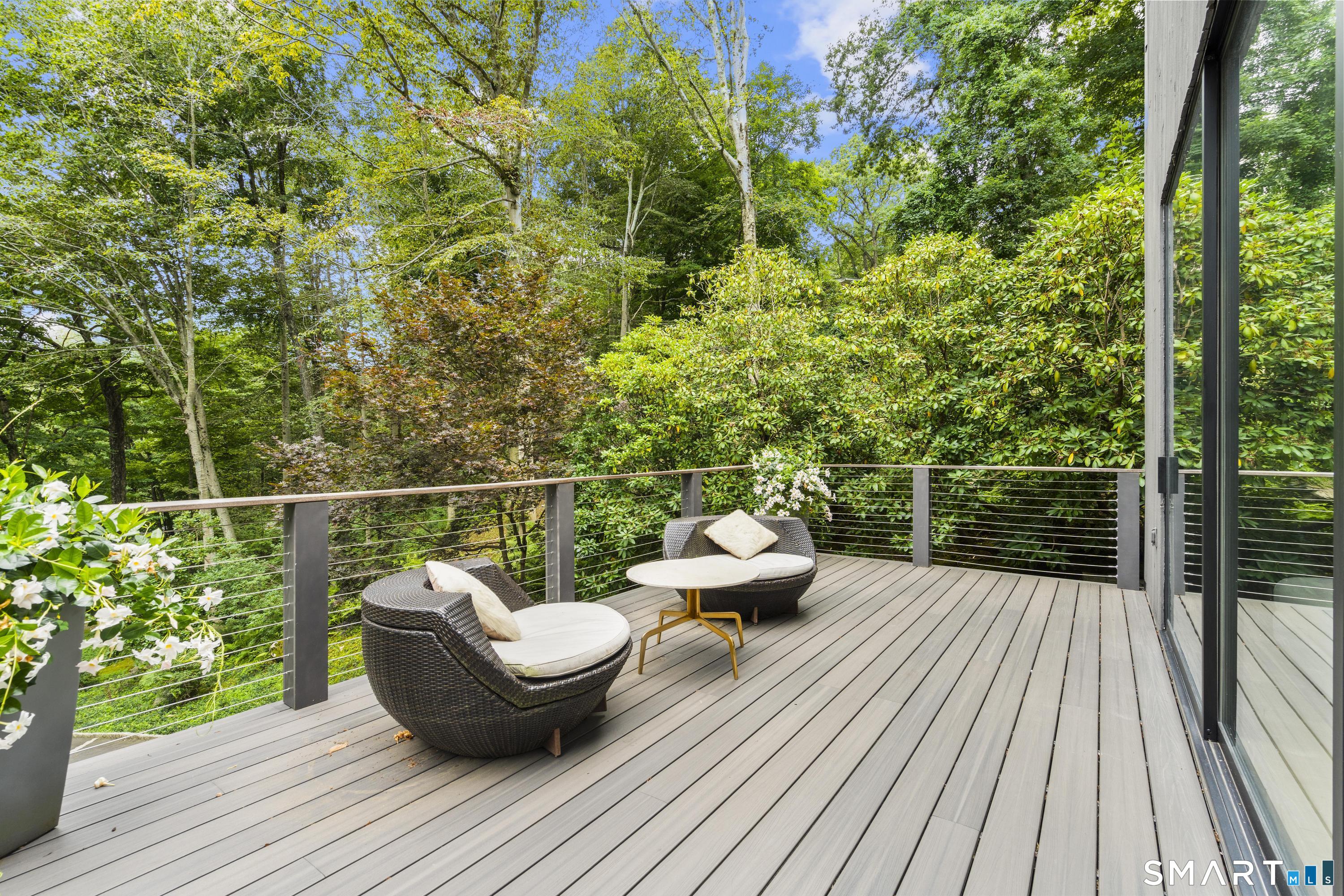 210 Red Fox Road Stamford, CT 06903 - Photo 14 of 40 Gallery Image 14
