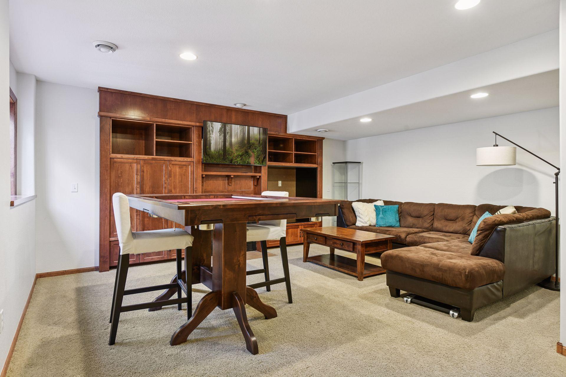 7432 Whitehall Road Shakopee, MN 55379 - Photo 30 of 44 Gallery Image 30