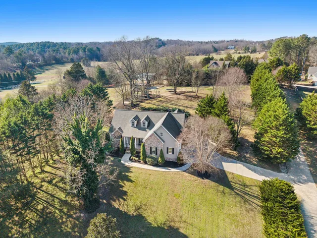 $575,000 | 25 Golden Pond Lane, Ringgold, GA 30736