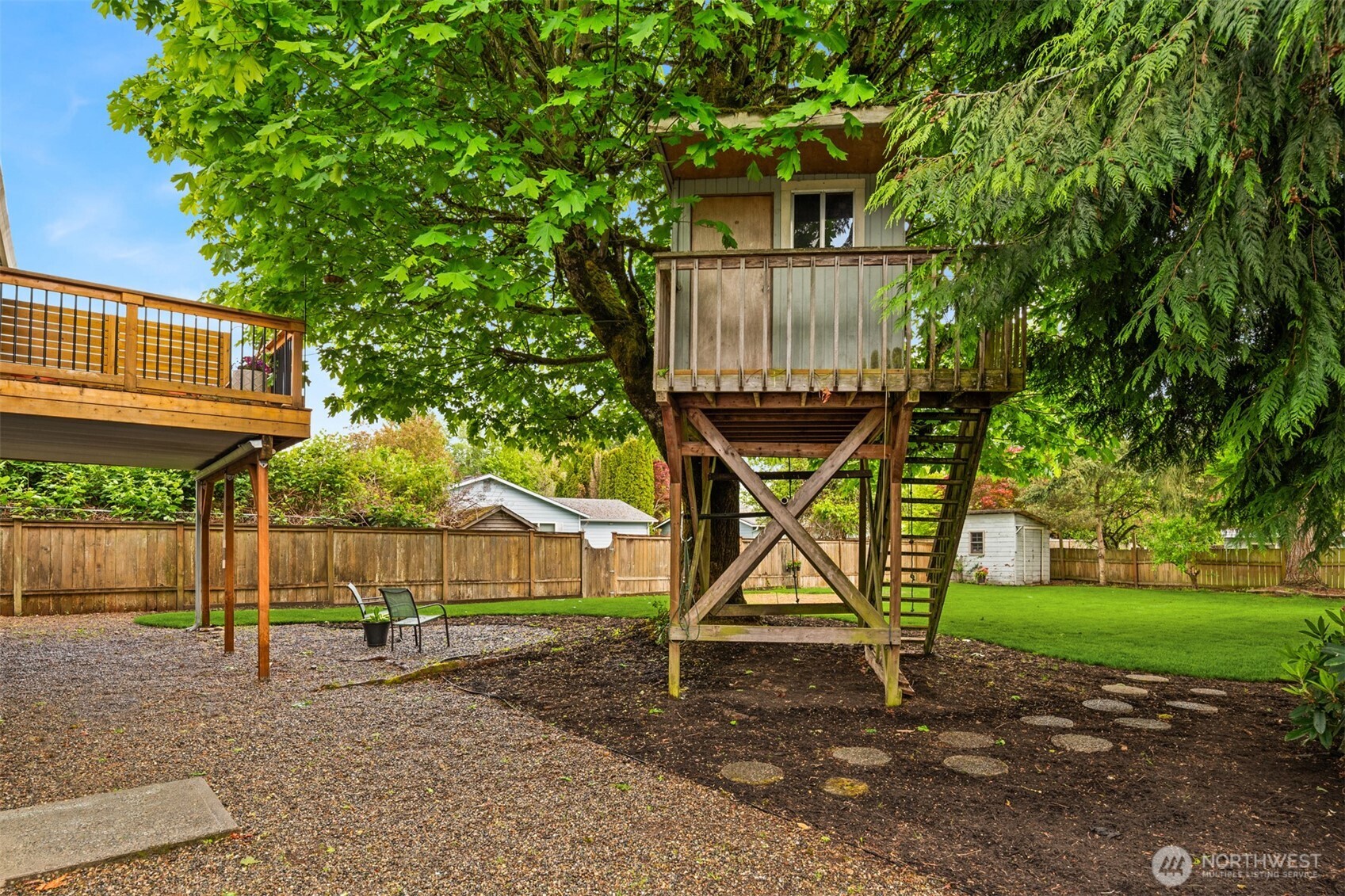 418 212th Street Southwest Bothell, WA 98021 - Photo 32 of 40