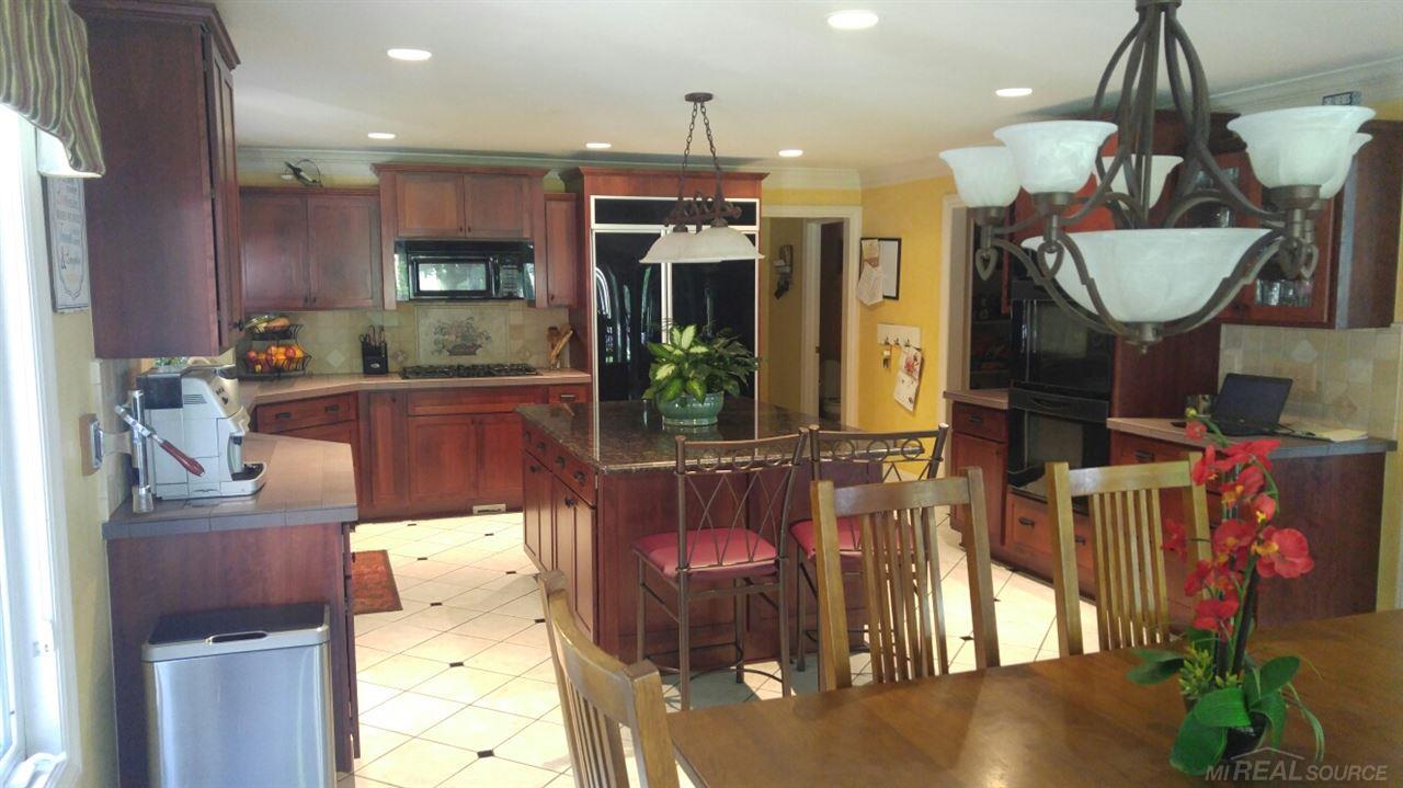 51800 South Foster Road Chesterfield, MI 48047 - Photo 6 of 42