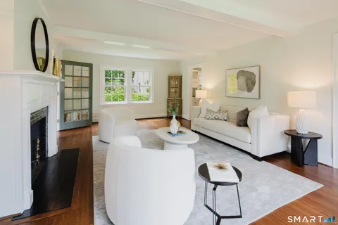 $2,395,000 | 3 Holmewood Lane, New Canaan, CT 06840