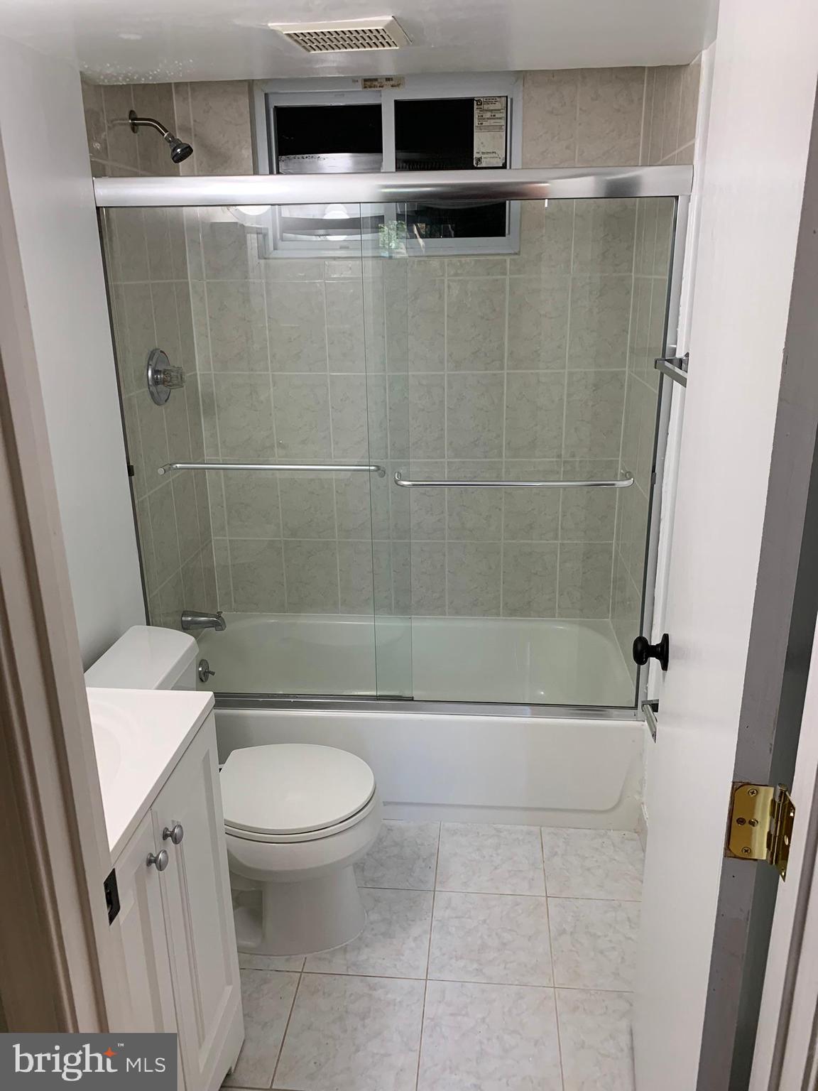 1812 Blueridge Avenue Silver Spring, MD 20902 - Photo 13 of 14 Bathroom