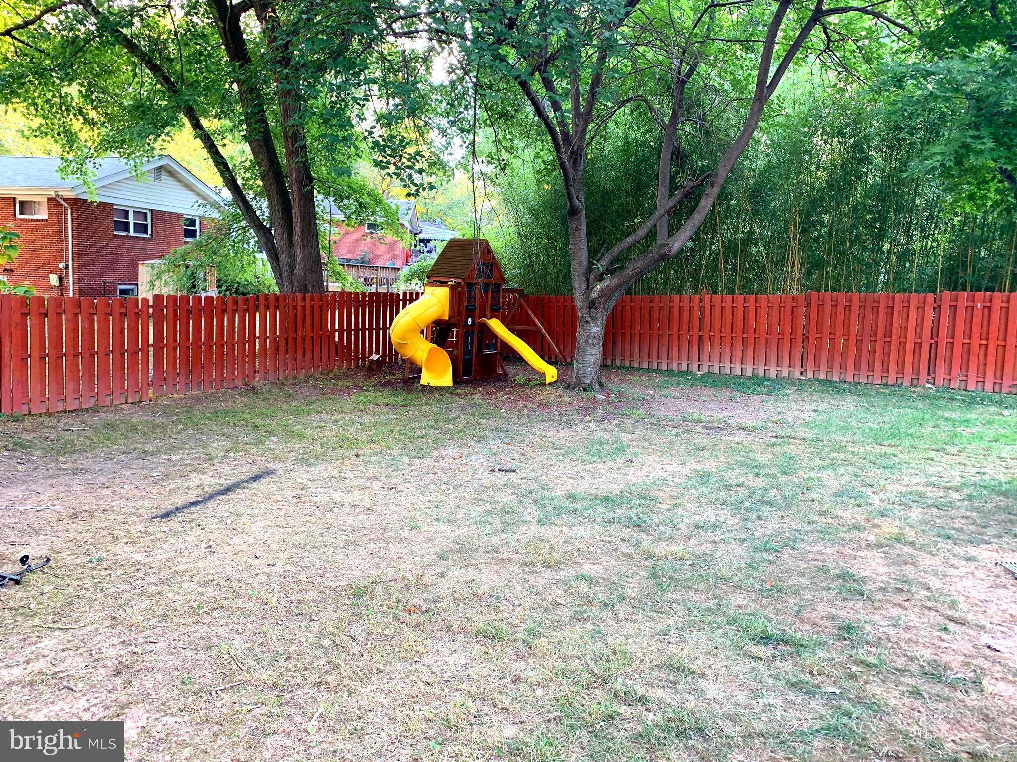 1812 Blueridge Avenue Silver Spring, MD 20902 - Photo 2 of 14 Backyard