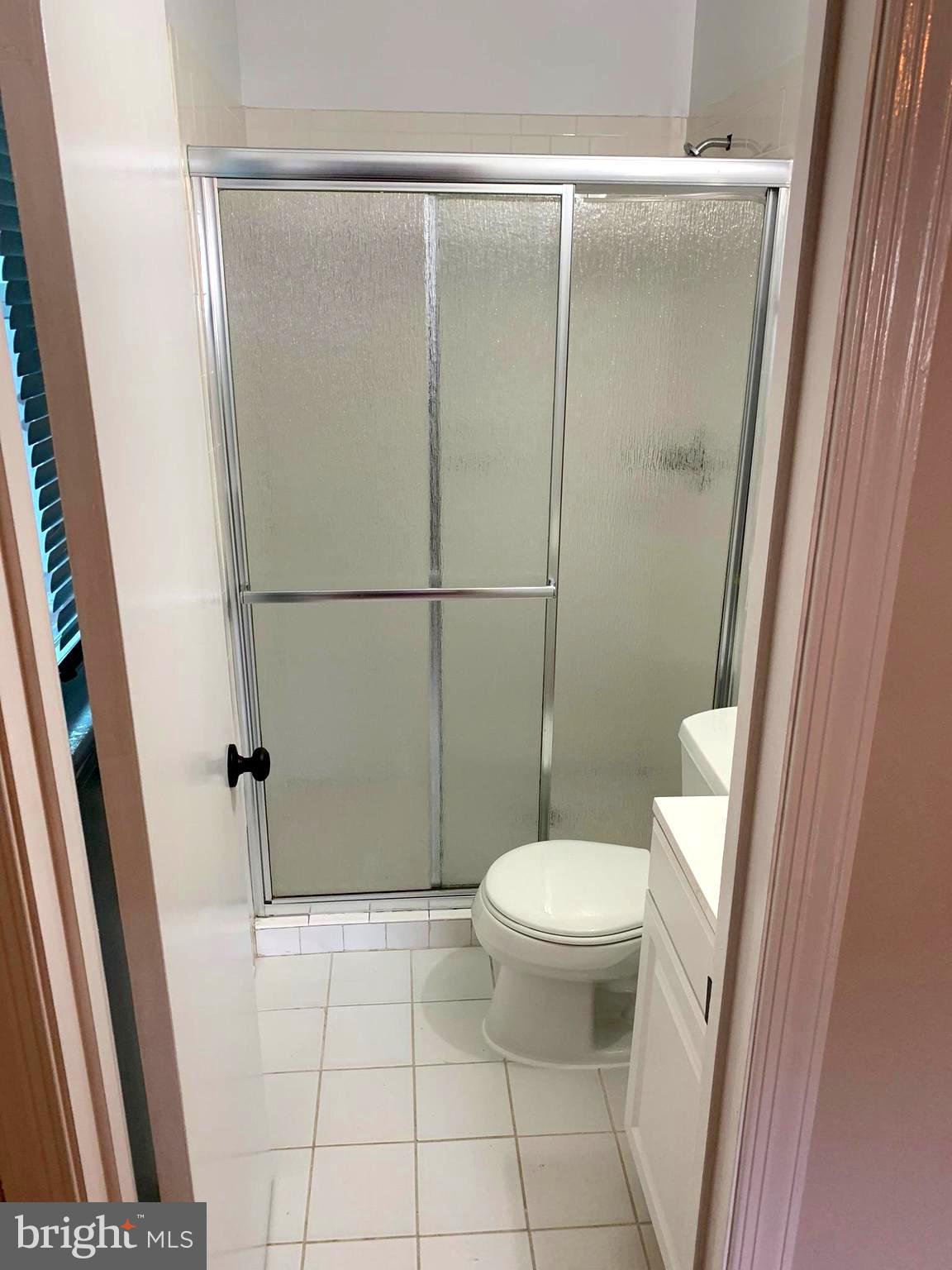 1812 Blueridge Avenue Silver Spring, MD 20902 - Photo 6 of 14 Master Bathroom