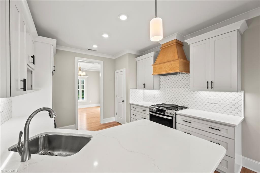 553 Alpine Road Winston-Salem, NC 27104 - Photo 12 of 46