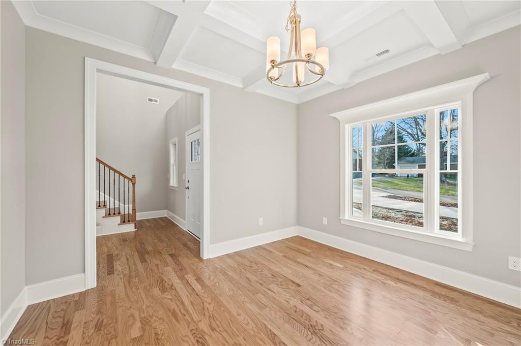 553 Alpine Road Winston-Salem, NC 27104 - Photo 7 of 46