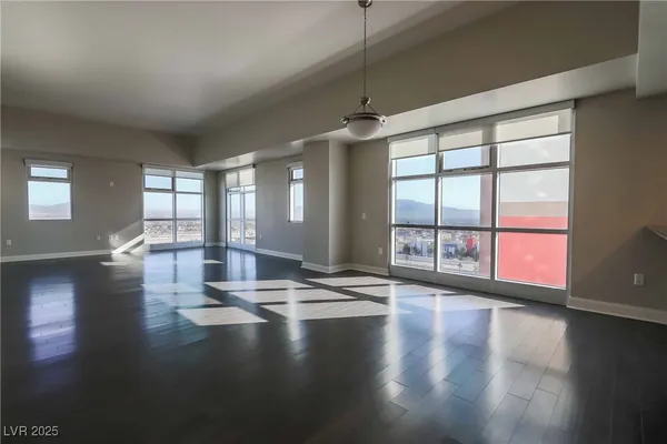 $2,850 | 150 South Las Vegas Boulevard, Unit 1217, Las Vegas, NV 89101