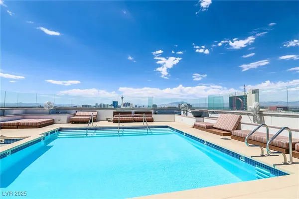 $2,850 | 150 South Las Vegas Boulevard, Unit 1217, Las Vegas, NV 89101