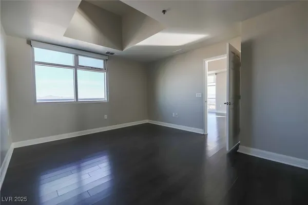 $2,850 | 150 South Las Vegas Boulevard, Unit 1217, Las Vegas, NV 89101