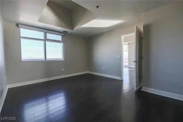 $2,850 | 150 South Las Vegas Boulevard, Unit 1217, Las Vegas, NV 89101
