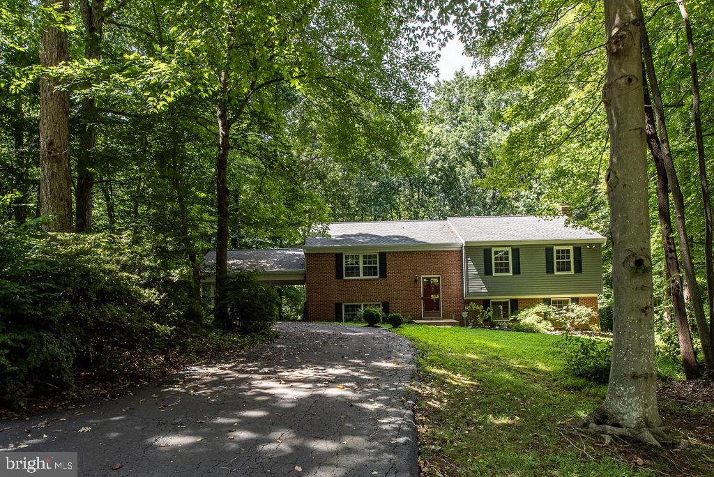 12310 Running Deer Road Manassas, VA 20112 - Photo 13 of 55 Gallery Image 13