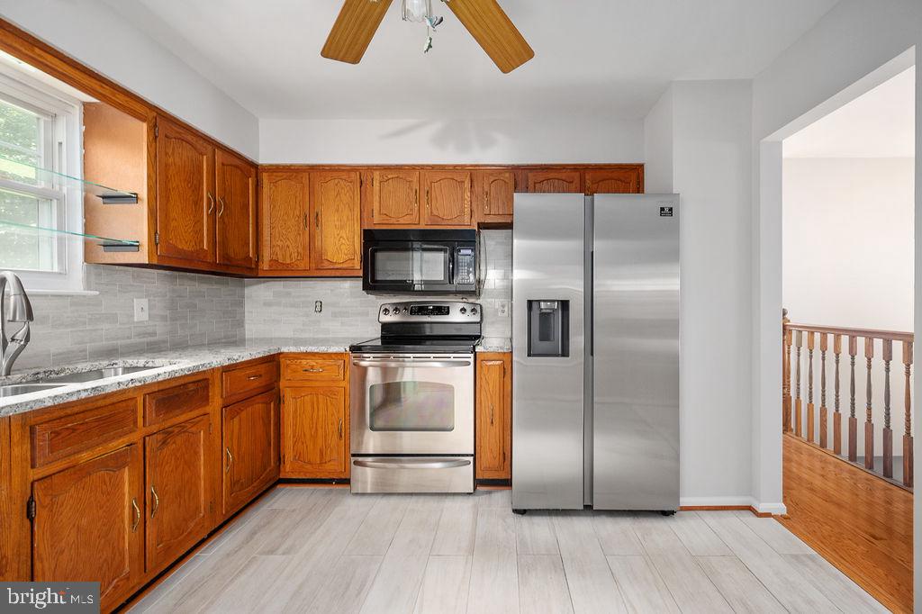 12310 Running Deer Road Manassas, VA 20112 - Photo 16 of 55 Gallery Image 16
