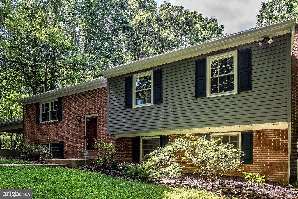 One Acre Lot!