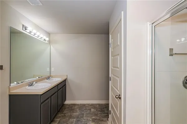 $1,950 | 6350 Rockaway Road, Atlanta, GA 30349