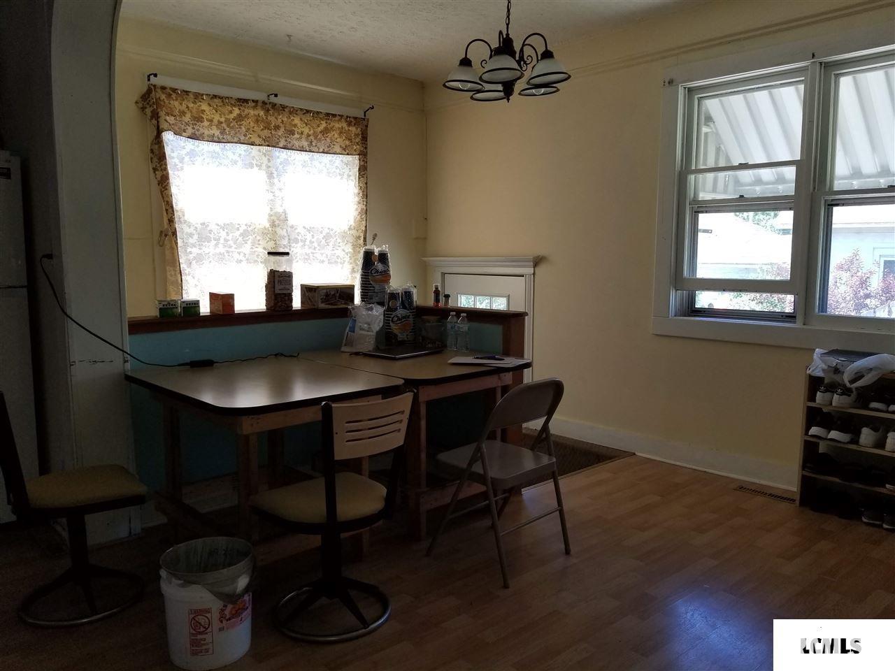 810 North Kickapoo Street Lincoln, IL 62656 - Photo 8 of 19 Gallery Image 8