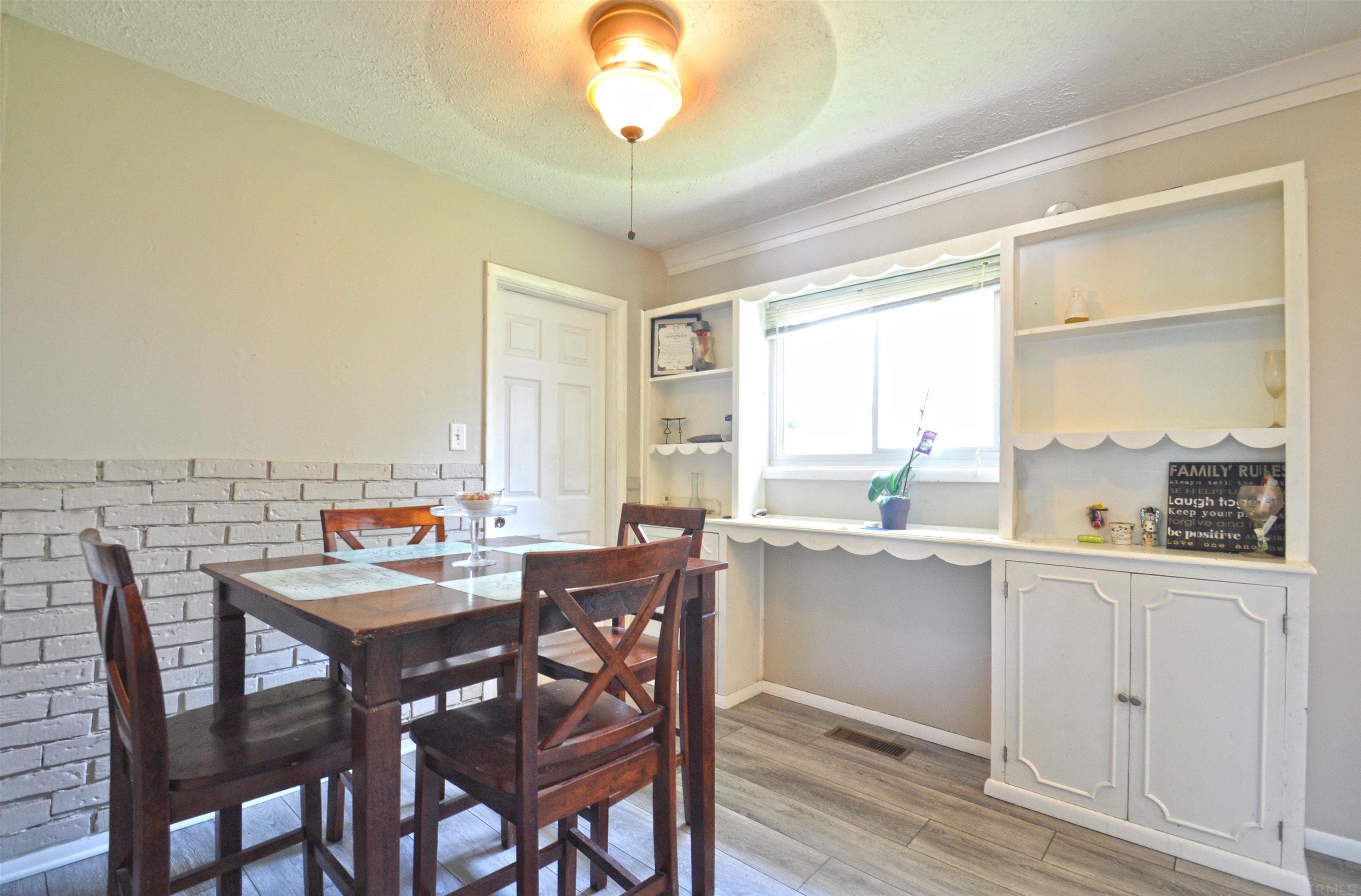 4002 York Road South Bend, IN 46614 - Photo 8 of 23 Gallery Image 8
