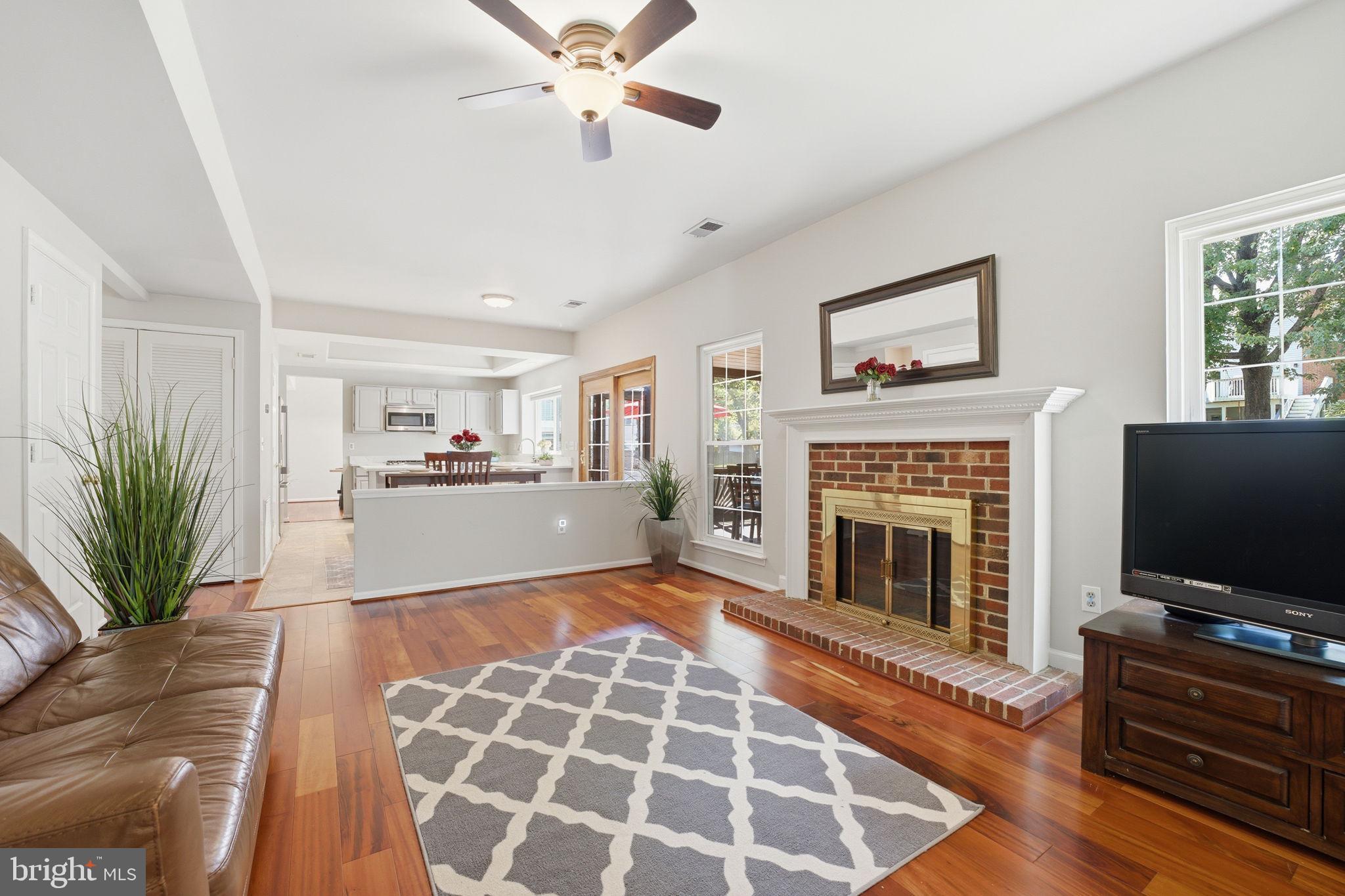 7010 Green Spring Lane Alexandria, VA 22306 - Photo 15 of 34